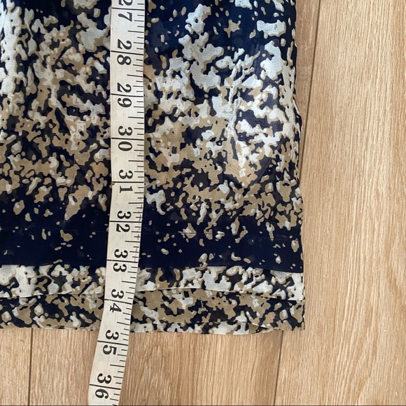 Quicksilver Womens Semi Sheer Printed Tunic Shirt Size Medium - Picture 5 of 7